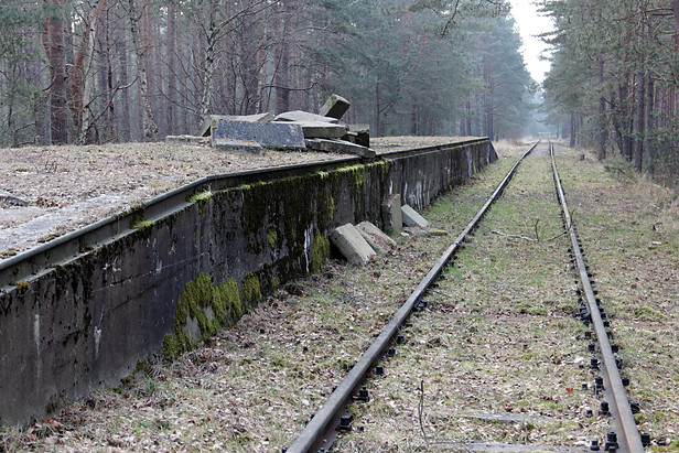 Militärfeldbahn Świnoujście Przytor: Umladerampe Regel-Schmalspur